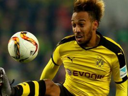 Aubameyang hạnh phúc trong màu áo Dortmund